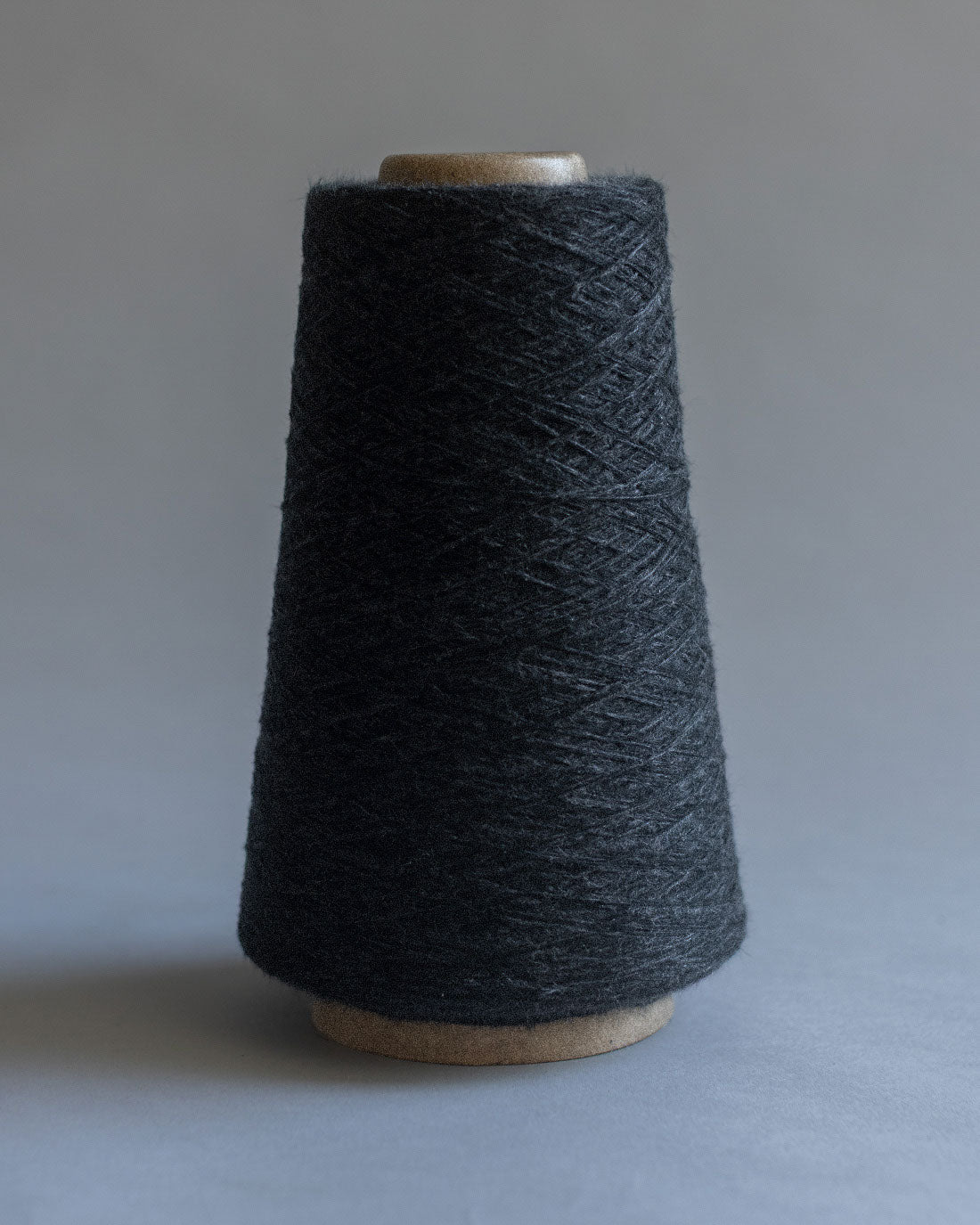 100% RECYCLED SILK YARN - LIMESTONE