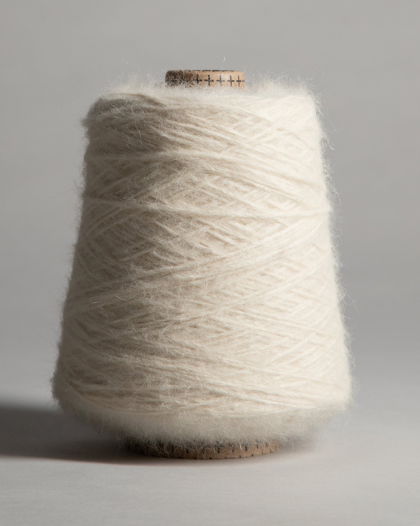 NATURAL ALPACA YARN - WIRA