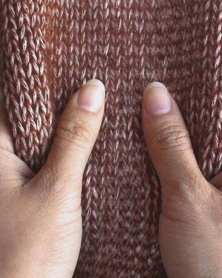 Chunky cotton wool stretching video