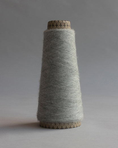 BRUSHED CASHMERE WOOL YARN - FOG